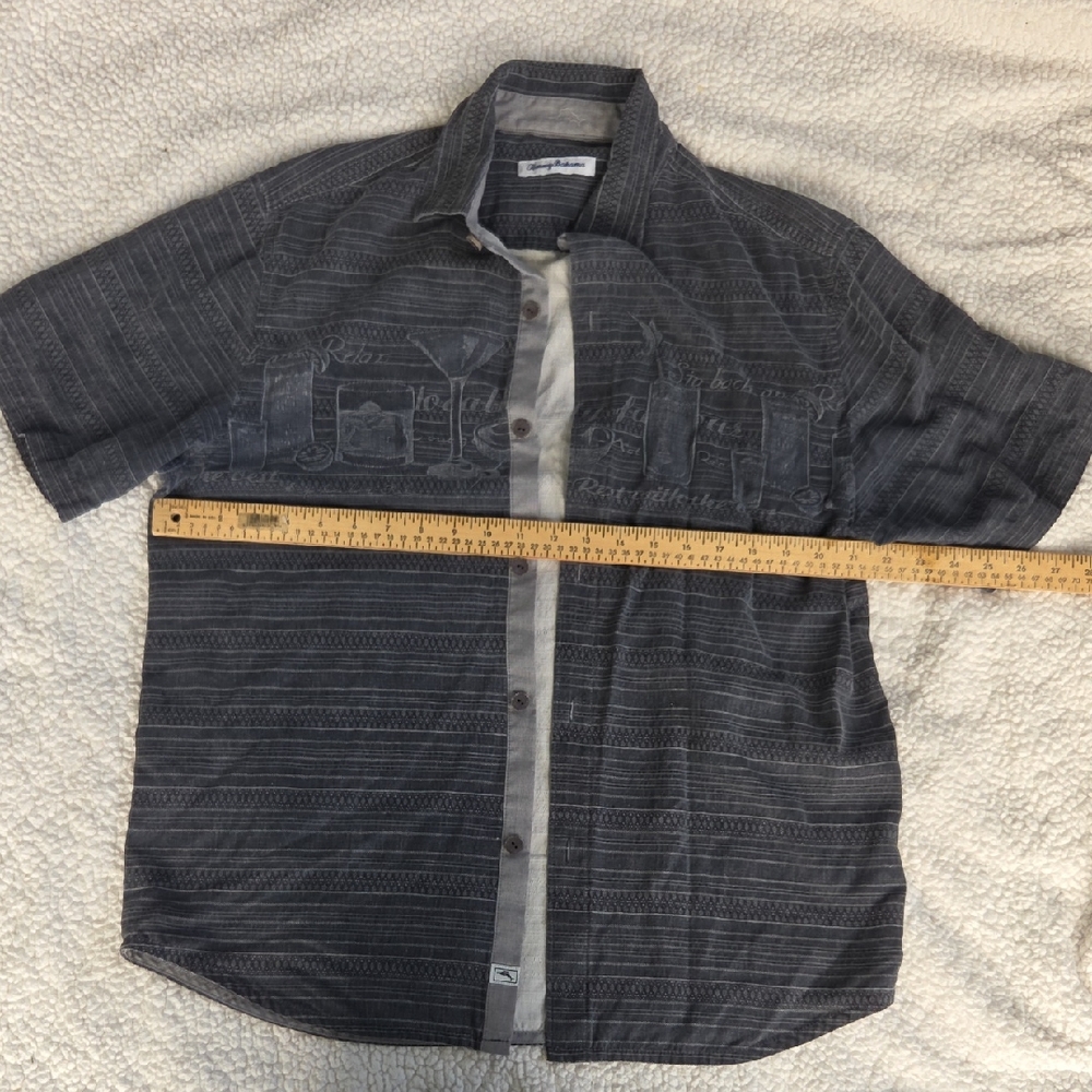 Tommy Bahama Men's Gray 100% Silk Short Sleeve Shirt